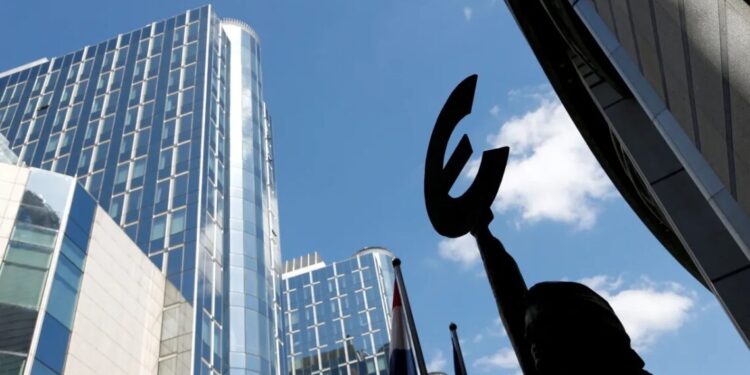 União Europeia aprova mais uma lei ESG que impacta exportações brasileiras