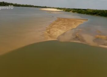Rio Araguaia está com a vazão menor — Foto: TV Anhanguera/Reprodução