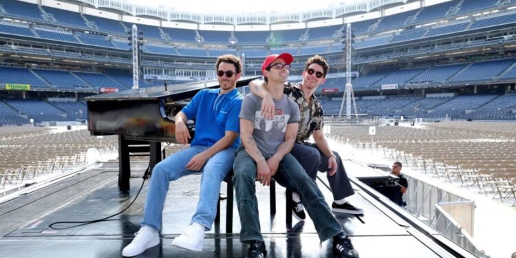 Jonas Brothers: conheça 6 curiosidades sobre a banda