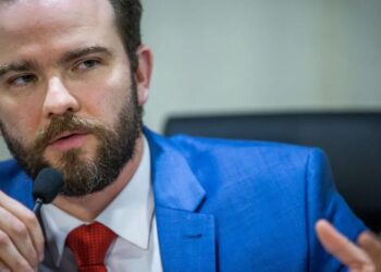 Durigan: Dividendos da Petrobras importam para esforço fiscal, mas regras devem ser seguidas