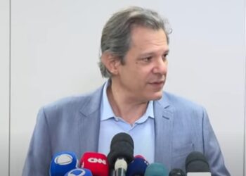 Temos duas propostas de lei complementar da reforma tributária que serão enviadas após aval de Lula, diz Haddad