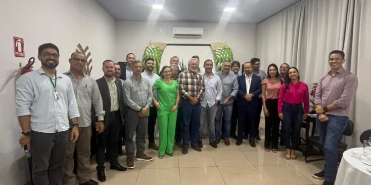 Reunião na FAET debate regularização fundiária no Tocantins