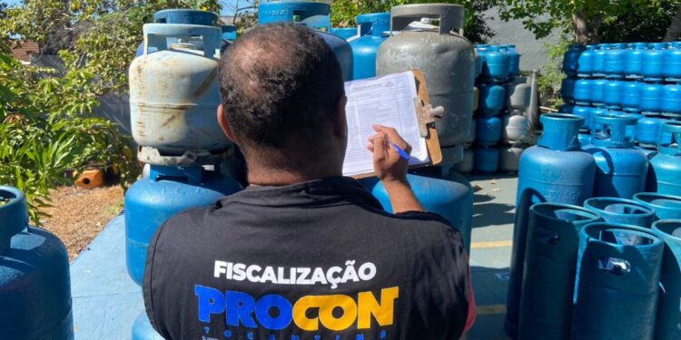 Procon Tocantins divulga pesquisa de preço do Gás de Cozinha em 12 cidades do estado