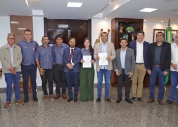 Governador Wanderlei Barbosa assina acordos com empresas que vão gerar 800 empregos diretos no Estado