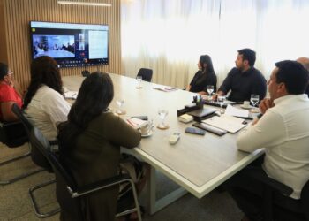 Secretário da Educação reúne diretores das unidades escolares da rede estadual para alinhamento da campanha “TO pelo RS”