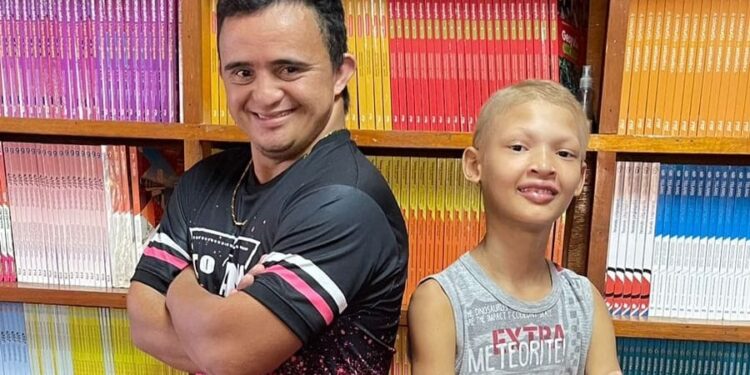 Na categoria Estudantes com Deficiência/TEA/Doenças Raras, os campeões foram Rafael Xavier, e Jardiel Silva, do Colégio Estadual Presidente Tancredo de Almeida Neves, de Buriti do Tocantins