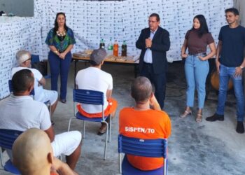 Reeducandos da Unidade Penal de Dianópolis se formam em curso de Hidroponia ofertado pela Unitins e IFTO