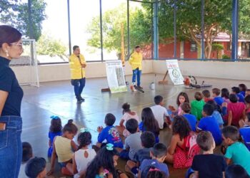 Brigadistas florestais abordaram sobre o uso do fogo como ferramenta para a prevenção de incêndios. Crédito: Natuatins/Governo do Tocantins