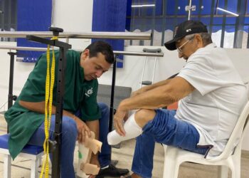 Governo do Tocantins entrega próteses para pacientes de Araguaína e região