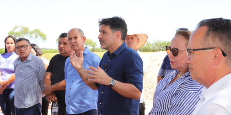 Governo do Tocantins visita a experiência de sucesso do novo aterro sanitário de pequeno porte de Couto Magalhães