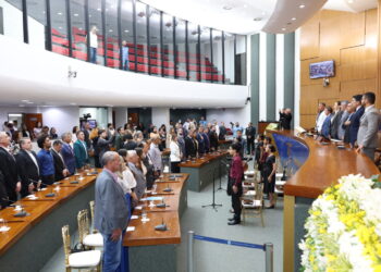 Presidente da Aleto celebra desenvolvimento de Palmas durante Sessão Solene