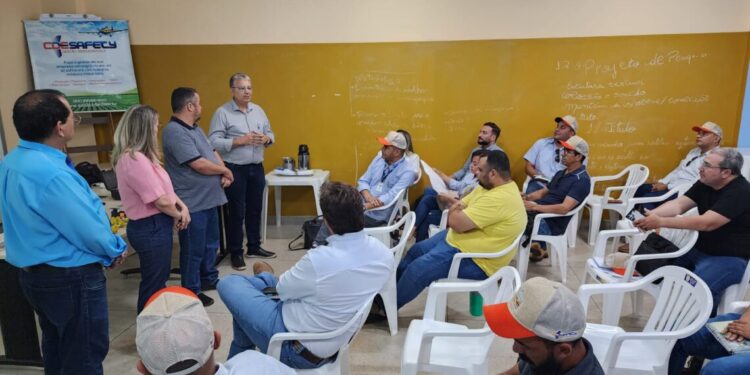 Servidores da Adapec participam de curso de coordenador e executor em aviação agrícola