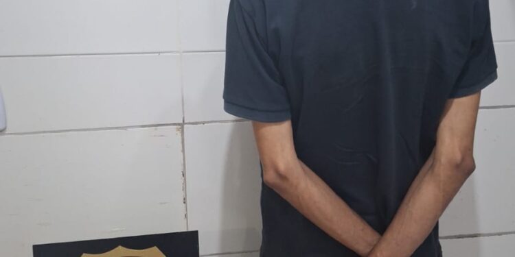 Durante operação Protetor de Fronteiras, Polícia Civil prende homem foragido por furtar caminhão na Paraíba em 1998 