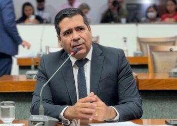 Com temporada chegando, Marcus Marcelo solicita sinalização da rodovia de acesso a famosas praias da região norte