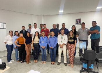 Coesa reúne em Paraíso para reforçar medidas preventivas na cadeia avícola do Estado