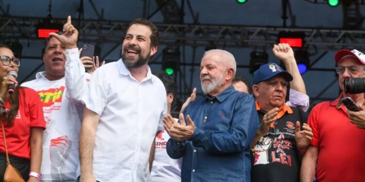 Procuradores eleitorais avaliam que Lula e Boulos podem ser multados em até R$ 25 mil