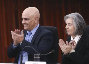 Atual presidente do TSE, Moraes será substituído por Cármen Lúcia a partir de junho