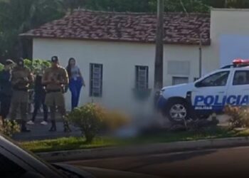 Testemunhas disseram que motociclista entrou na via pela contramão — Foto: Divulgação