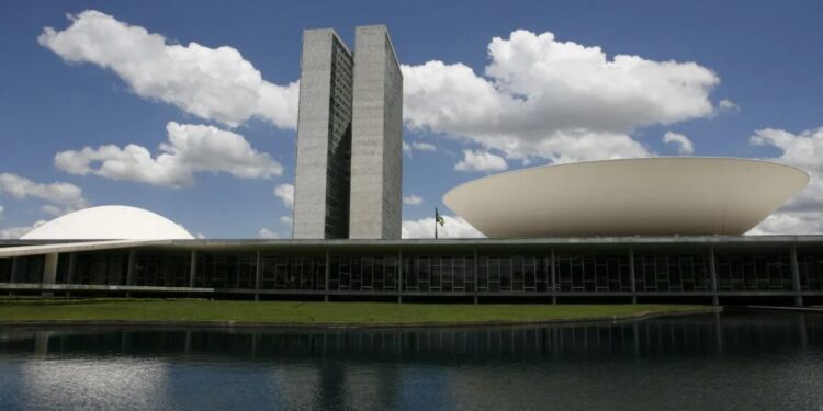Congresso terá sessão nesta quinta-feira (9)
12/12/2007 - Reuters/Jamil Bittar