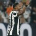 Libertadores: Botafogo vence LDU e respira na luta por vaga nas oitavas