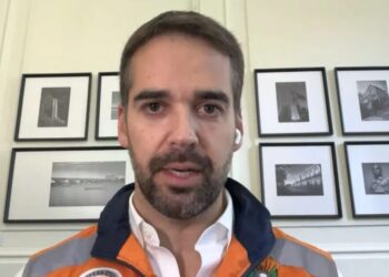 Governador do Rio Grande do Sul, Eduardo Leite, à CNN Reprodução CNN