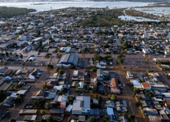 Imagem aérea da cidade de Eldorado do Sul, na região metropolitana de Porto Alegre, durante a enchente no Rio Grande do Sul Gustavo Mansur/Palácio Piratini