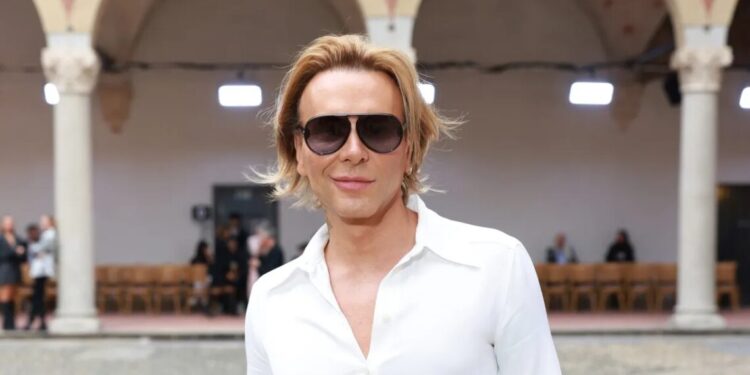 Mazzafera revela registro de novo nome após mudança de gênero