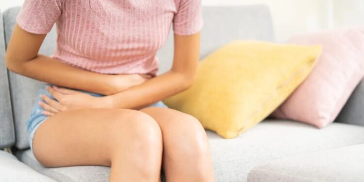 Casos de câncer colorretal mais que triplicaram em adolescentes em 20 anos