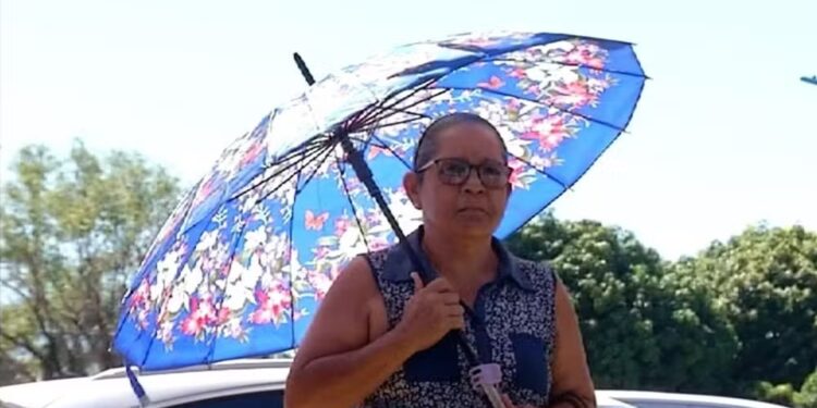 De protetor solar e sombrinha, tocantinenses se preparam para enfrentar o calorão