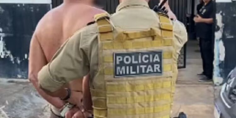 Homem preso após briga em cavalgada empurrou a própria mulher de carro em movimento, diz polícia