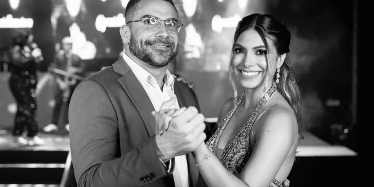 O médico Leandro Medice Passos Costa, ao lado da sobrinha Amanda Medice, de 22 anos