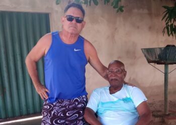 Para Faustino Romão Eu Tiro o Chapéu