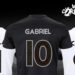 Loja oficial do Corinthians brinca com foto vazada de Gabigol: “Todo mundo quer”