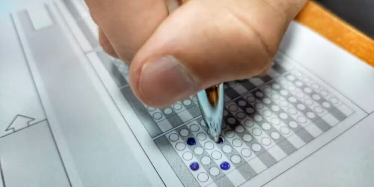 Veja lista de cargos e vagas para concurso da Educação de Palmas