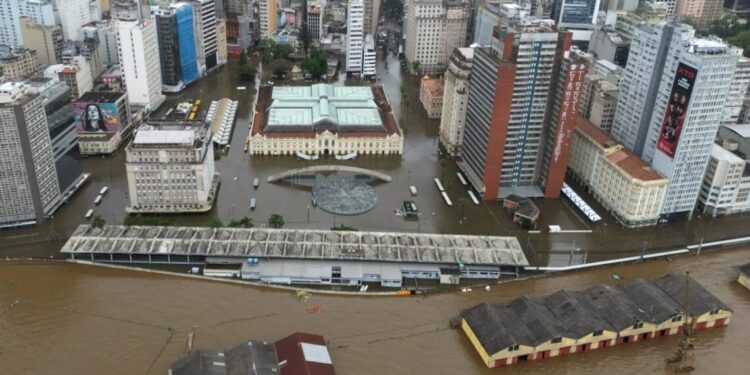 Sobe para 155 o número de mortos pelas chuvas no Rio Grande do Sul