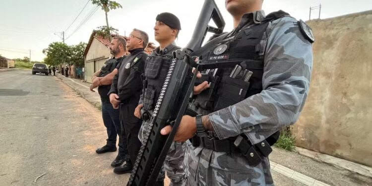 Grupo suspeito de ameaçar matar juiz, promotor e policiais do Tocantins é alvo de operação