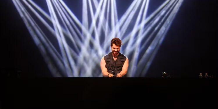 Alok durante show em Palmas — Foto: Junior Suzuki/Prefeitura de Palmas