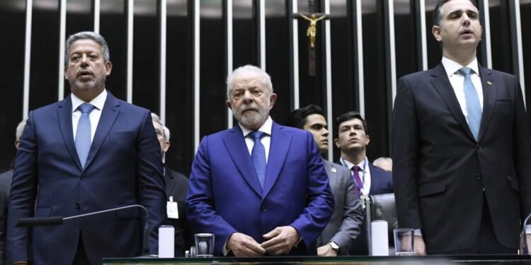 Relação do governo Lula com Congresso é negativa para 43% dos deputados e positiva para 22%, diz Quaest