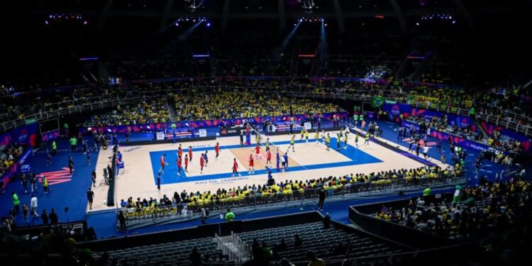 Homem é preso por filmar partes íntimas de atletas durante liga de vôlei no Rio