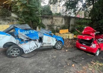 Capotamento deixa quatro mortos no Rio de Janeiro Thiago Ramos