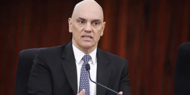 Moraes participou de seminário para discutir impacto da inteligência artificial (IA) nos processos eleitorais, em Brasília
Alejandro Zambrana/Secom/TSE