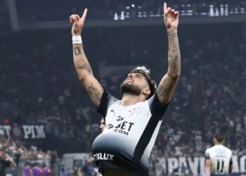 Yuri Alberto comemora o gol diante do América-RN, pela Copa do Brasil Gustavo Motta/Pera Photo Press/Estadão Conteúdo