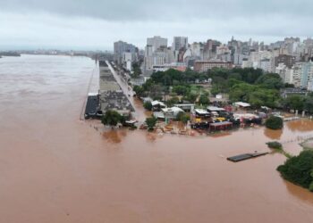 Com novas chuvas, nível do Guaíba volta a subir em Porto Alegre Miguel Noronha/Enquadrar/Estadão