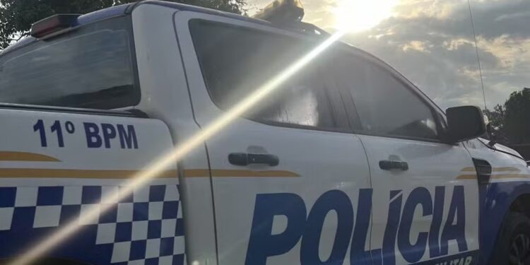 Homem tenta recuperar objetos furtados de comércio e é morto a facadas, diz polícia