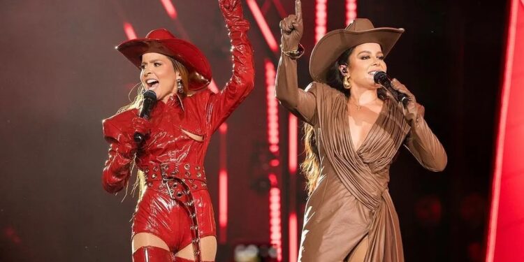 Maiara e Maraisa interrompem show e dão bronca em fã: “Vou te mostrar seu lugar”