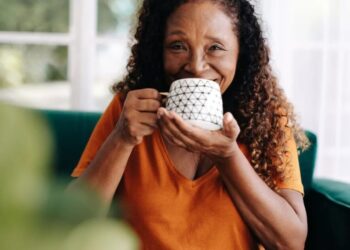 Segundo estudo, a cafeína pode ter ação neuroprotetora contra o Parkinson JLco - Julia Amaral/GettyImages