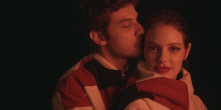 Chay Suede e Laura Neiva estão esperando seu terceiro filho
Divulgação