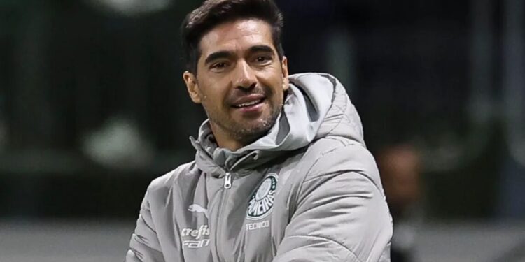 Abel lamenta empate do Palmeiras na Libertadores e faz alerta a Endrick
