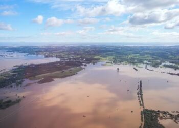 Ao considerar todos os setores da economia no RS, as chuvas tiveram um impacto de R$ 11 bilhões até o momento — Foto: Mauricio Tonetto / Secom