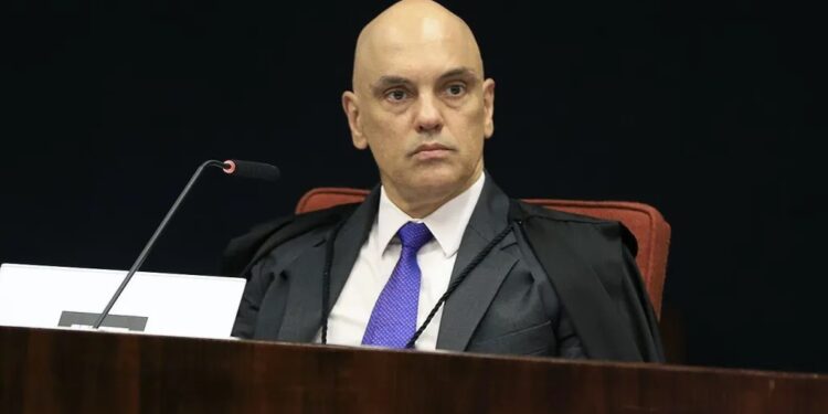 PF prende dois suspeitos de ameaças a familiares de Moraes